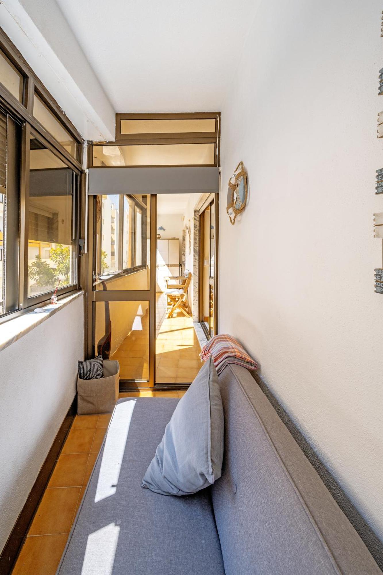 Apartment Cozy Near The In Costa da Caparica